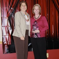 Donna receives the 2013 Bonnie Drewel Good Neighbor Award!